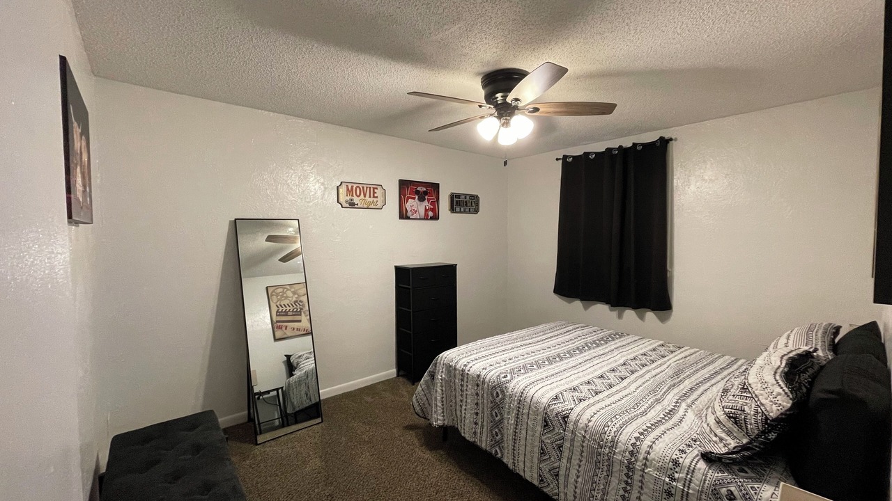 Photo of Bedroom in Salina