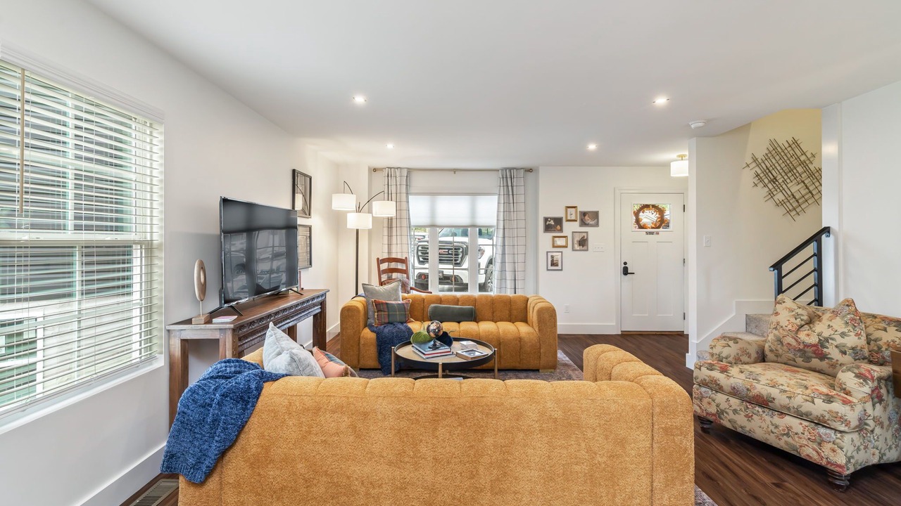 Photo of Livingroom in Powell