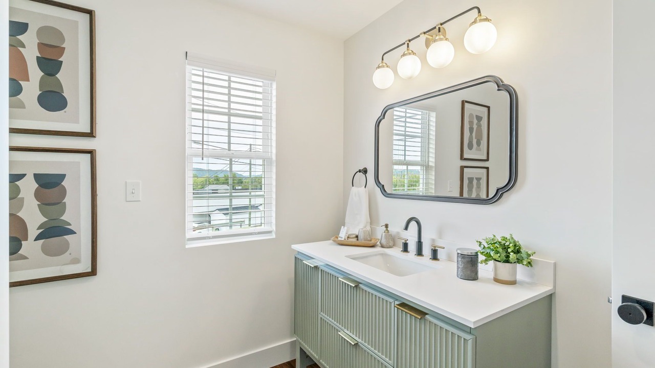 Photo of Bathroom in Powell