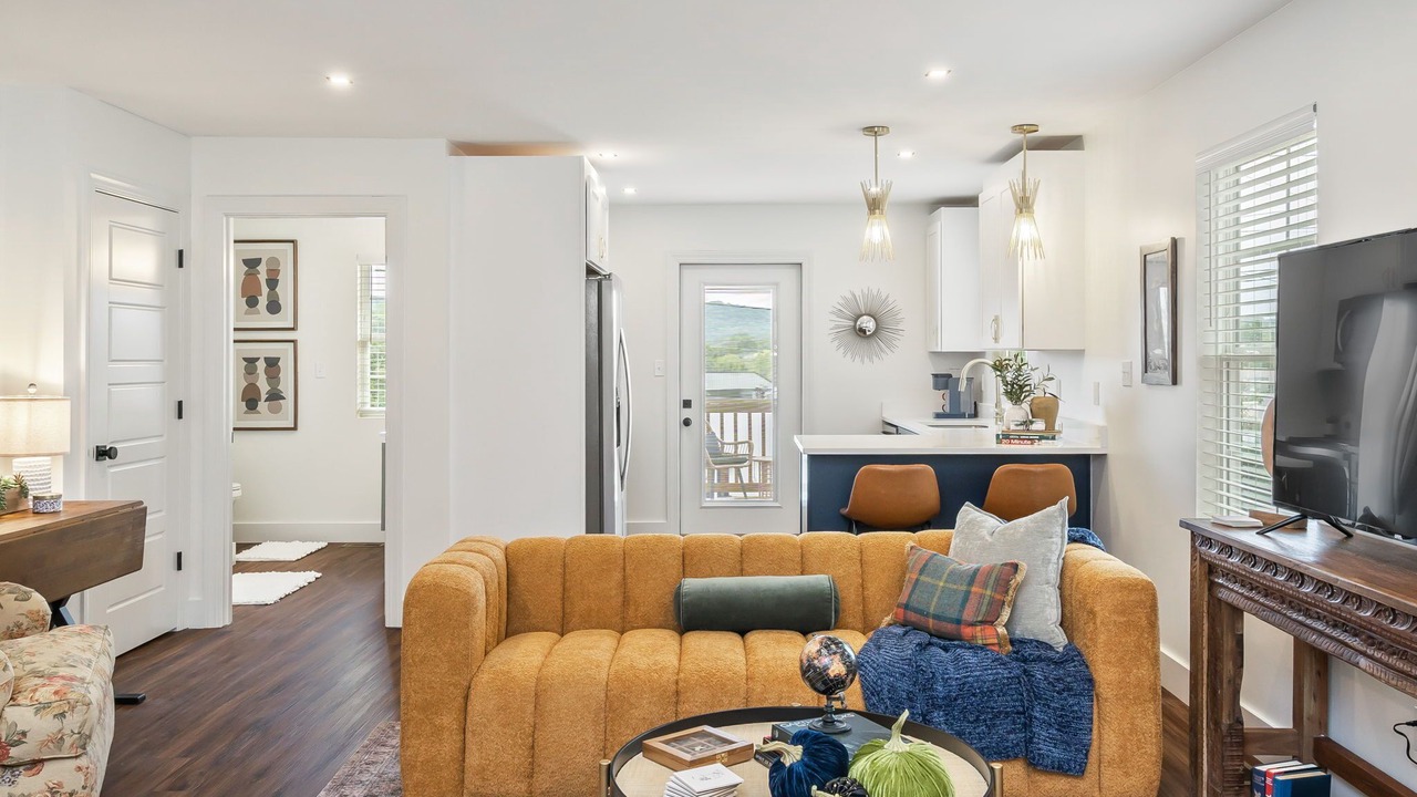 Photo of Livingroom in Powell