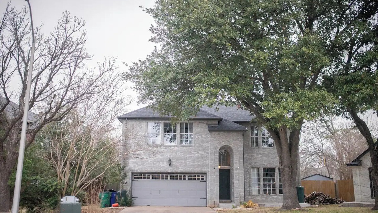 Photo of Outdoor in McNeil