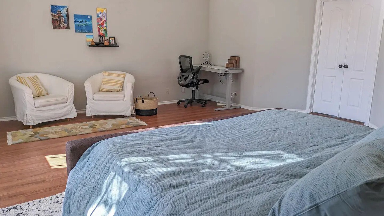 Photo of Bedroom in McNeil