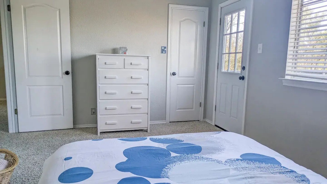 Photo of Bedroom in McNeil