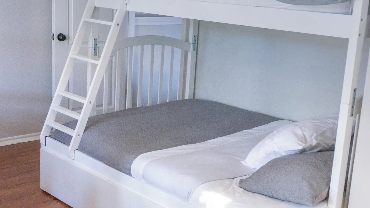 Photo of Bedroom in McNeil