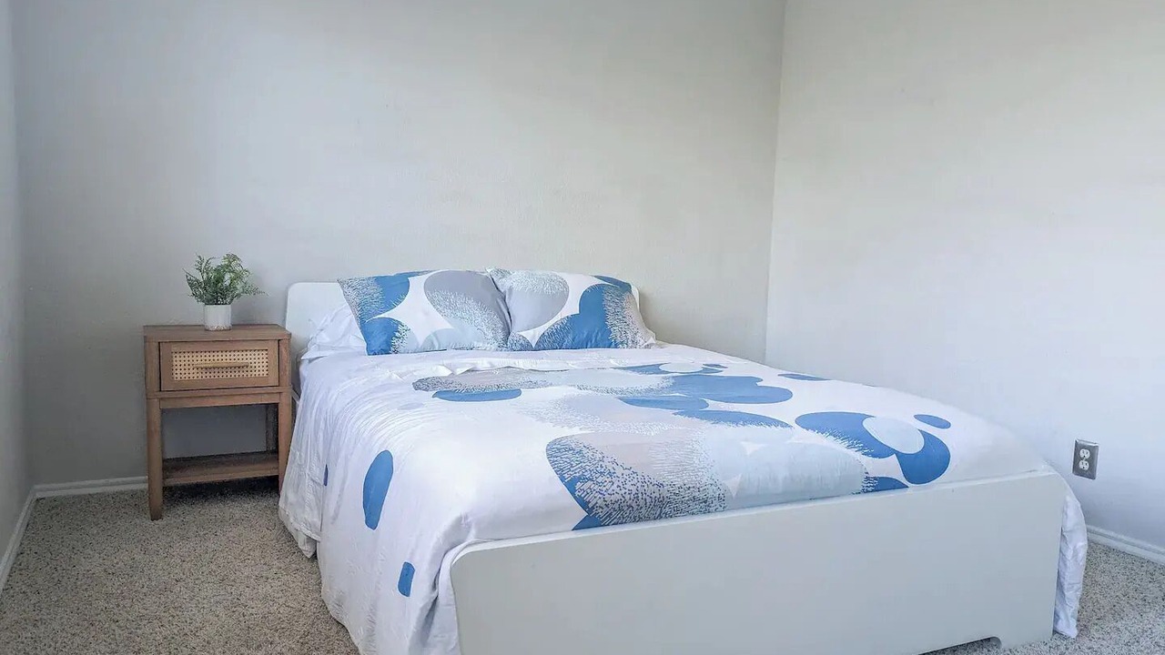 Photo of Bedroom in McNeil