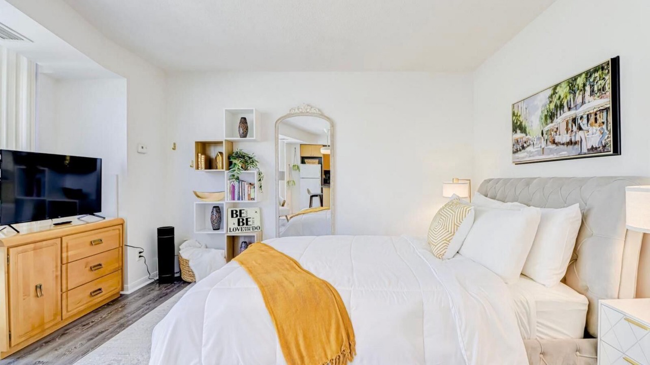 Photo of Bedroom in Downtown Toronto