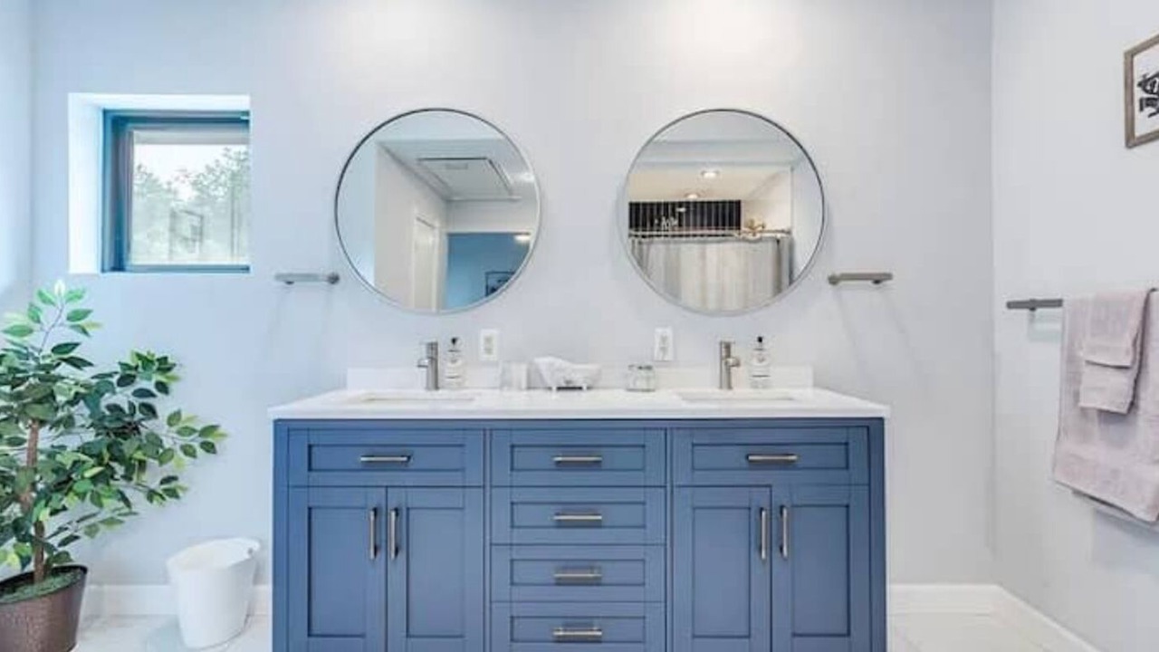 Photo of Bathroom in Marshall Ford Vista