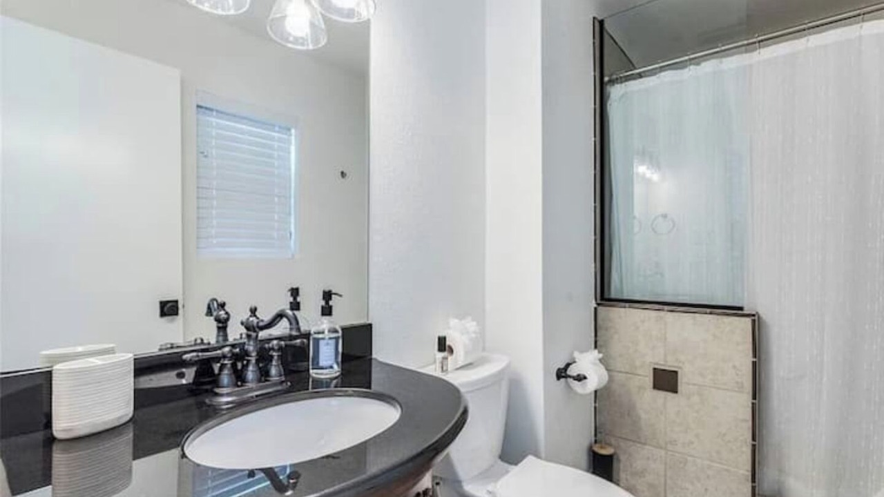 Photo of Bathroom in Marshall Ford Vista