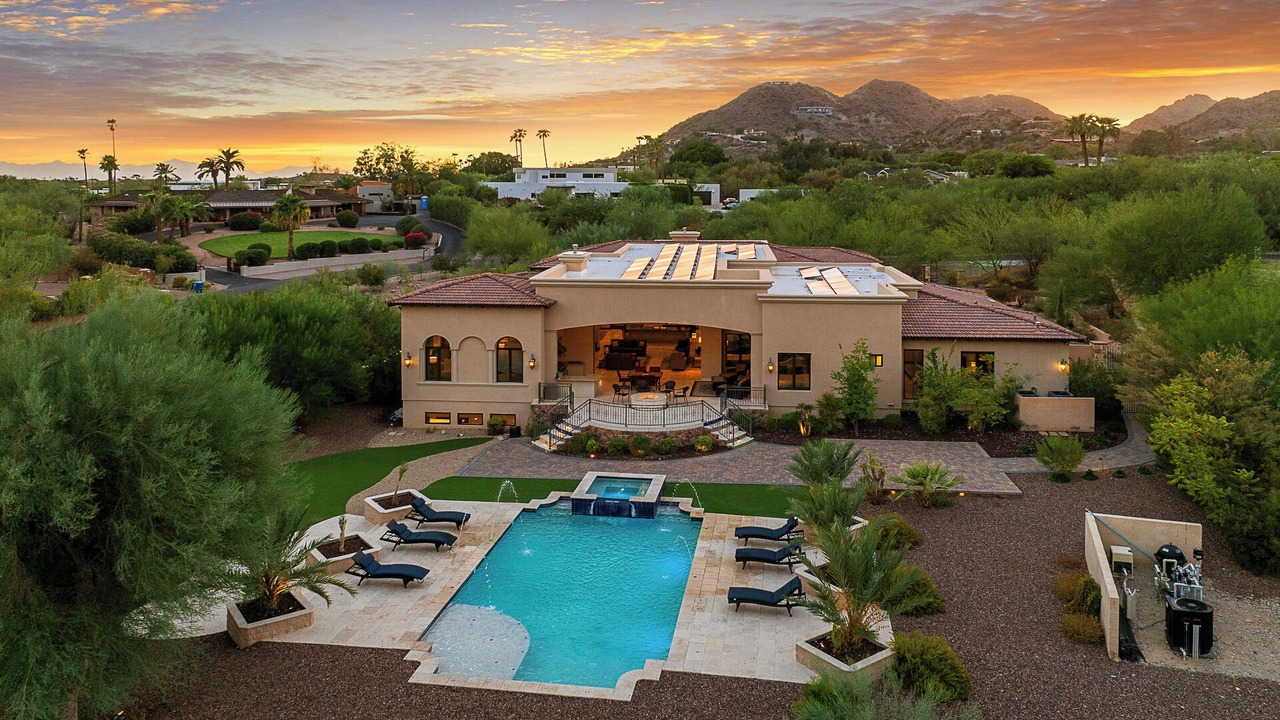 Photo of Outdoor in Paradise Hills