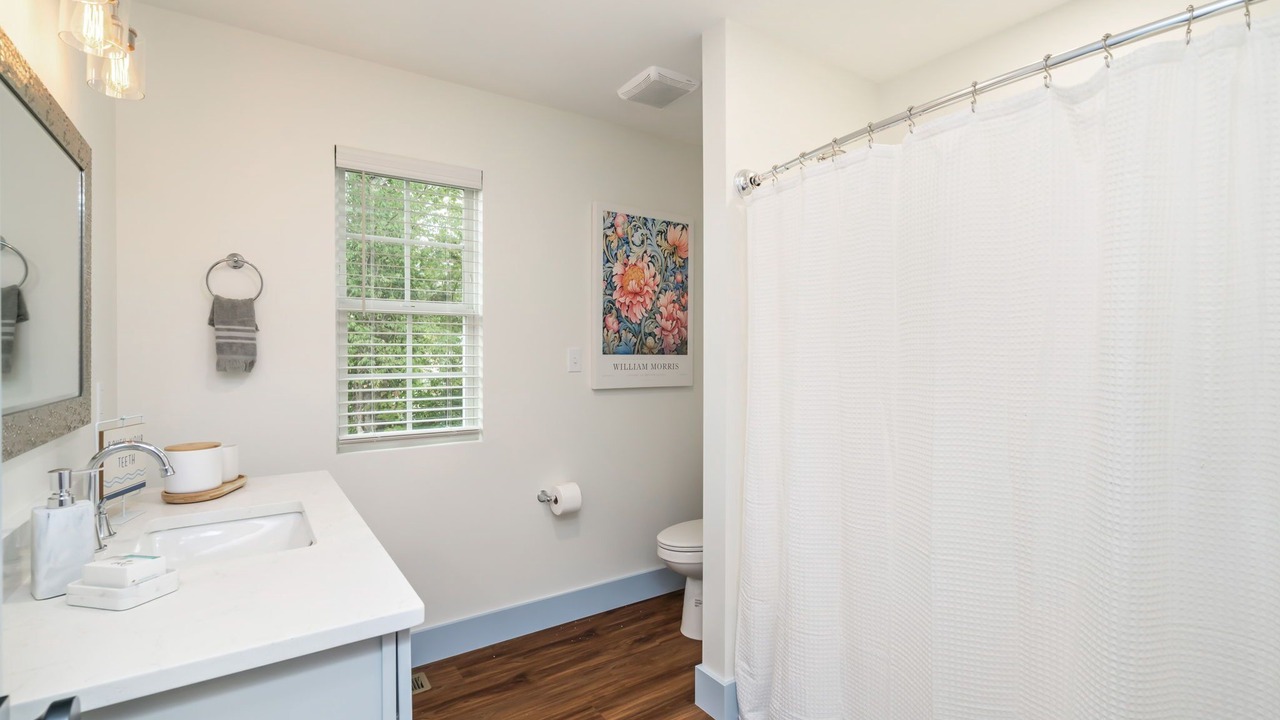 Photo of Bathroom in Powell
