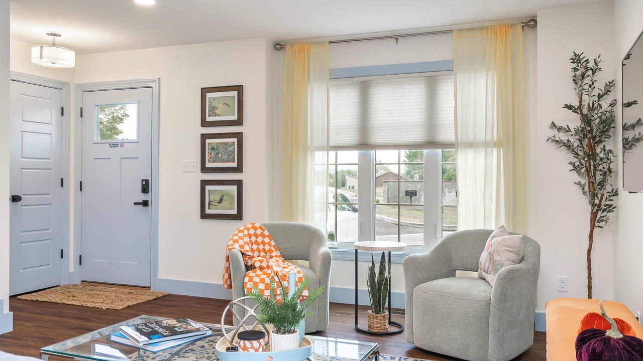 Photo of Livingroom in Powell