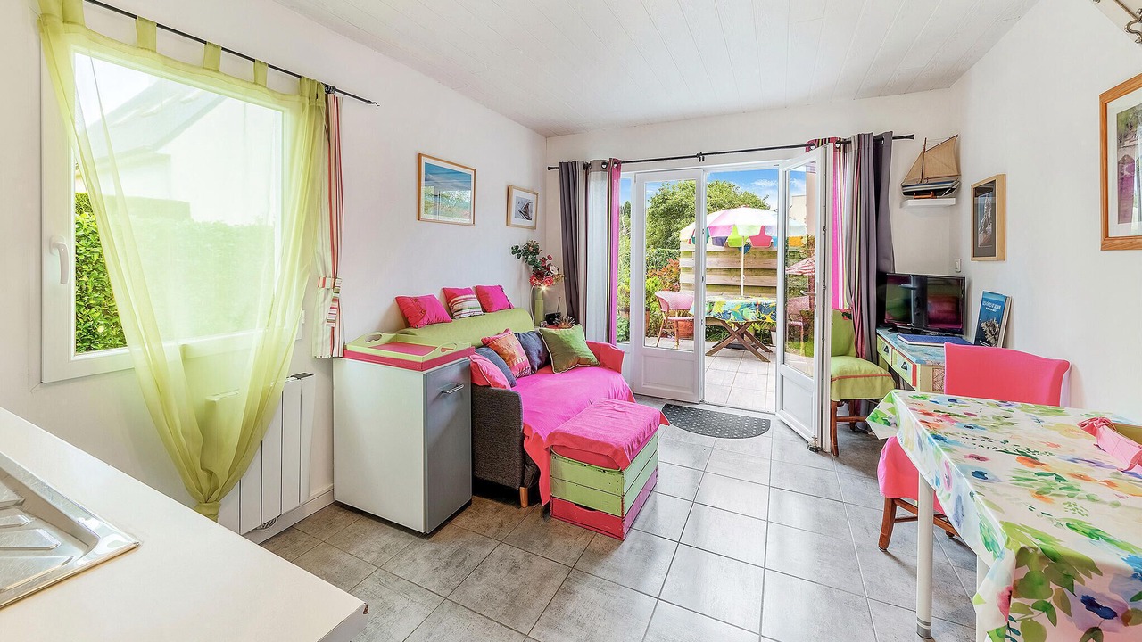 Photo of Bedroom in Le Minihic-sur-Rance