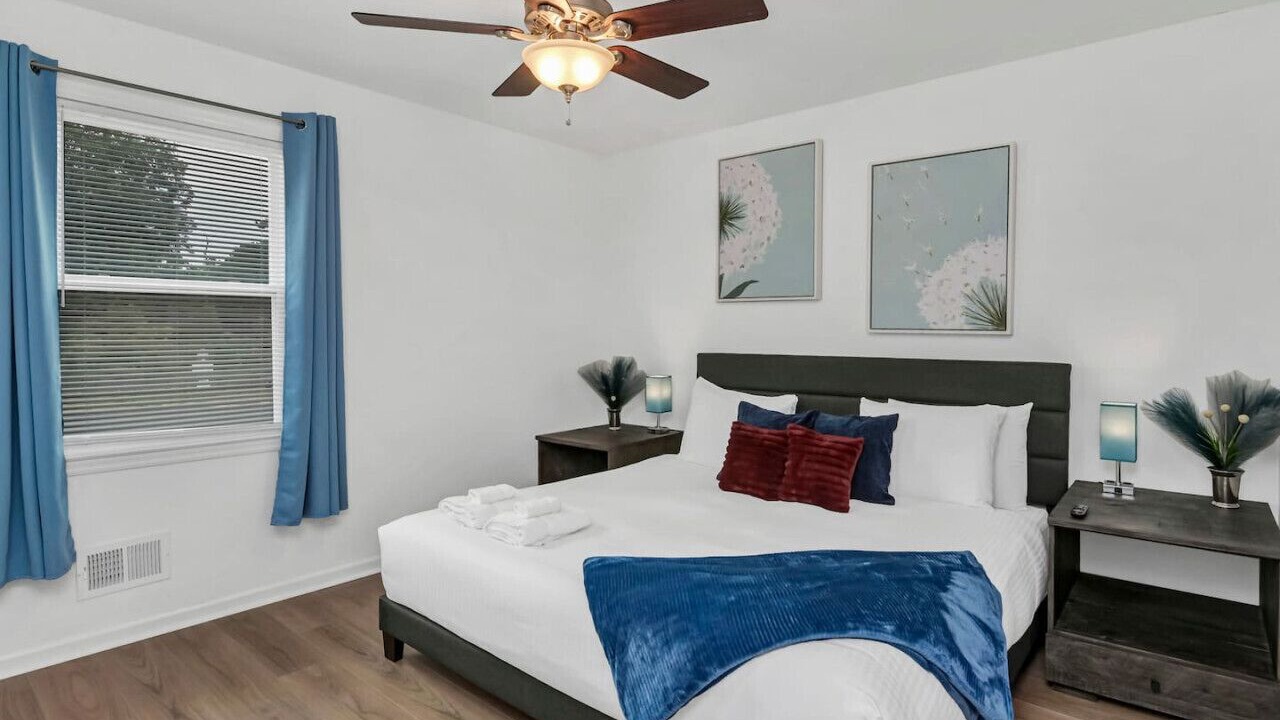 Photo of Bedroom in Oak Grove