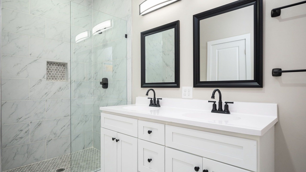 Photo of Bathroom in Candler-McAfee