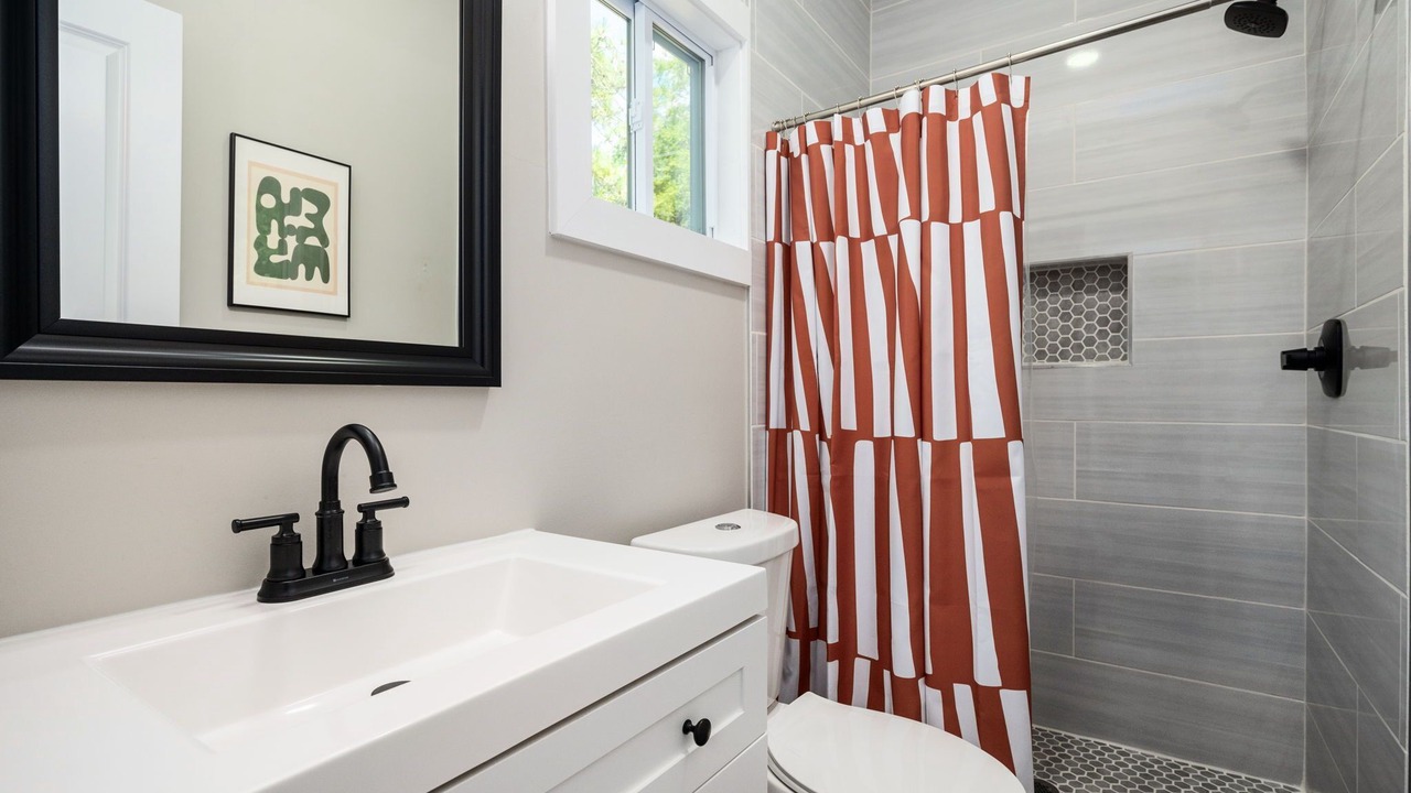 Photo of Bathroom in Candler-McAfee