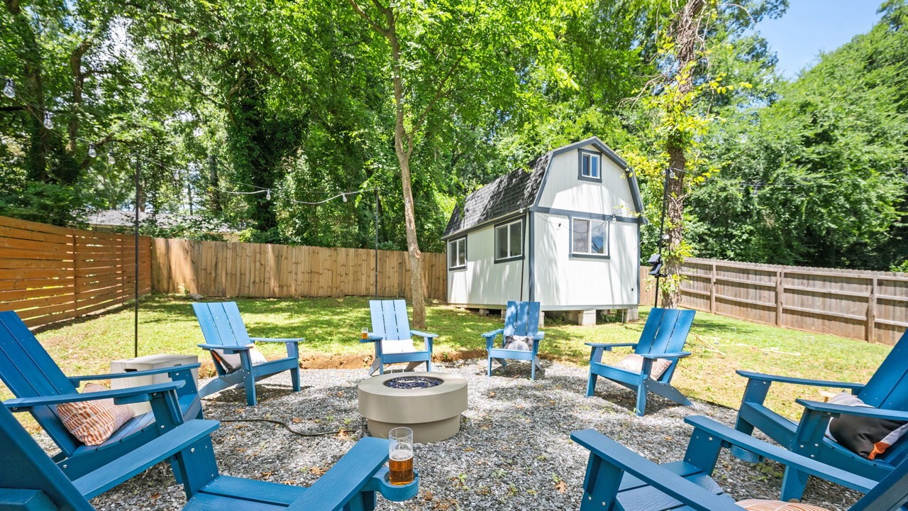 Photo of Patio Balcony in Candler-McAfee