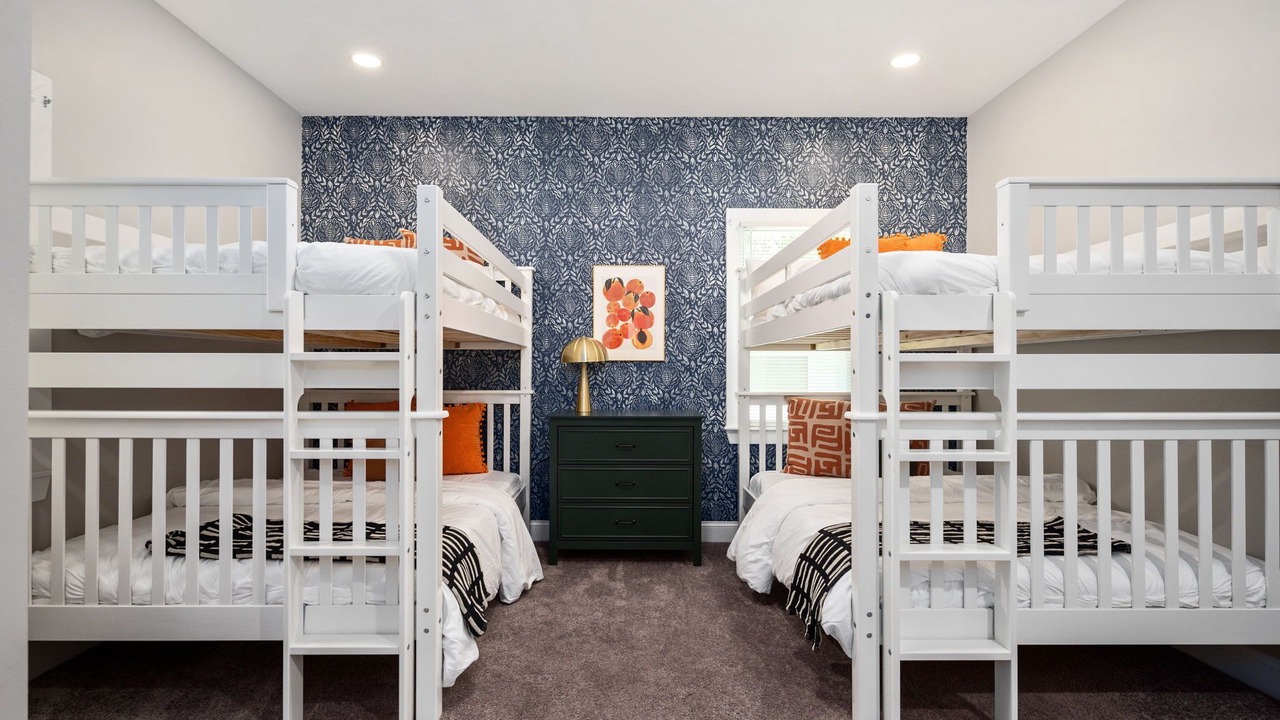 Photo of Bedroom in Candler-McAfee