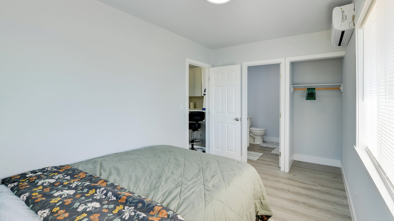 Photo of Bedroom in Clearlake