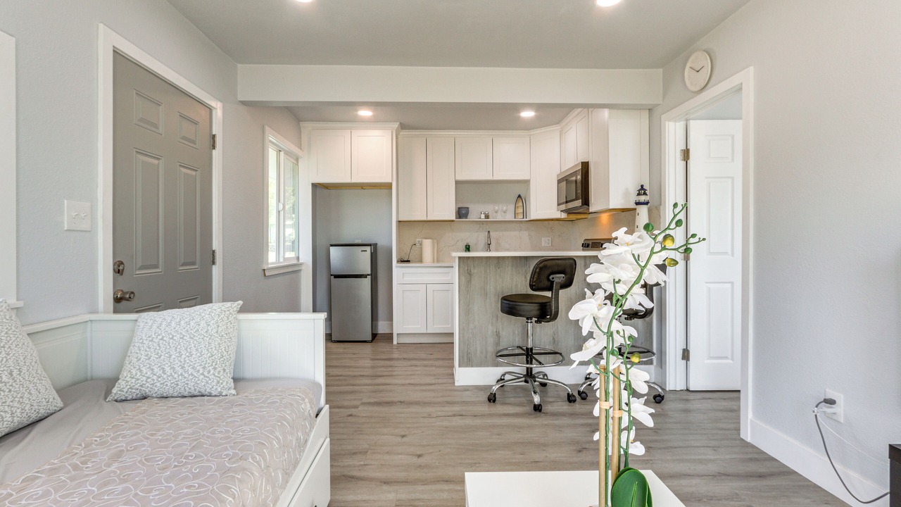 Photo of Bedroom in Clearlake