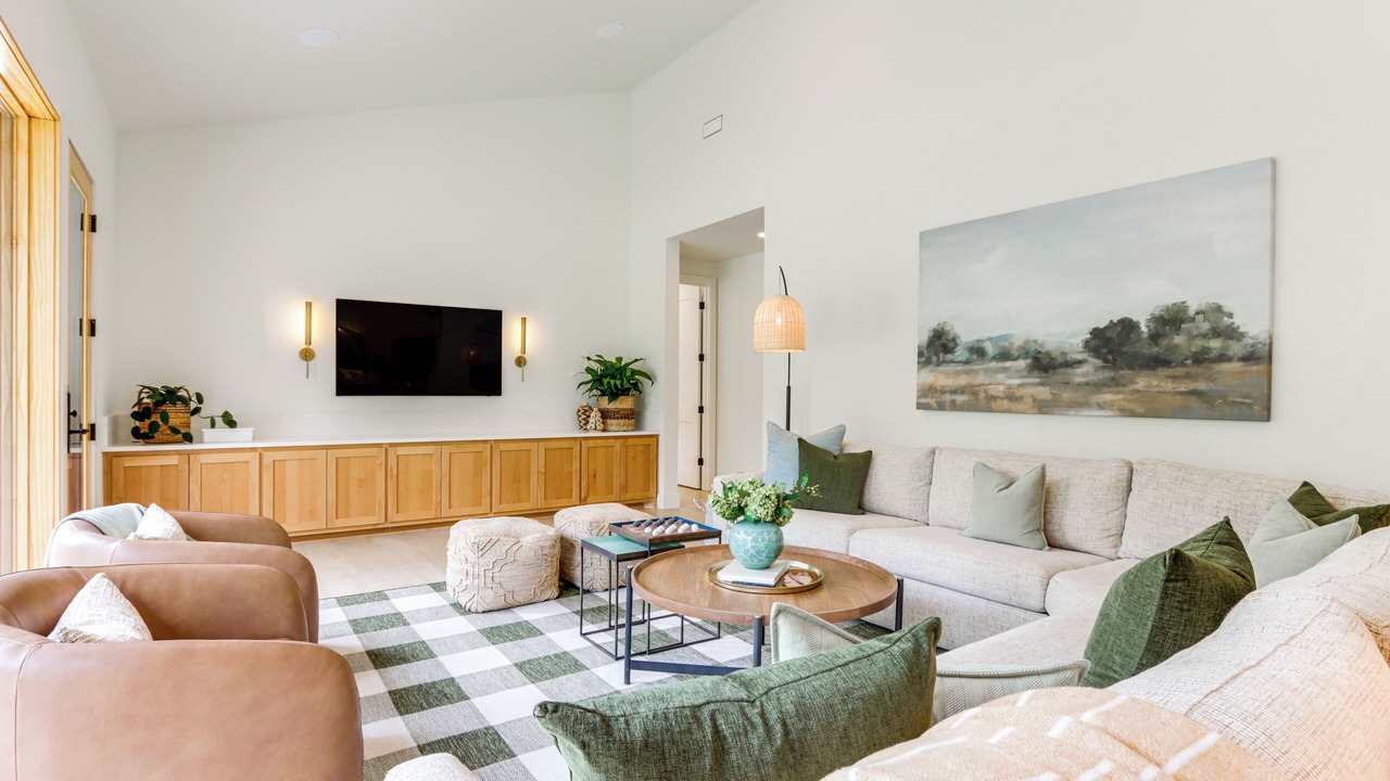 Photo of Livingroom in Huntsville