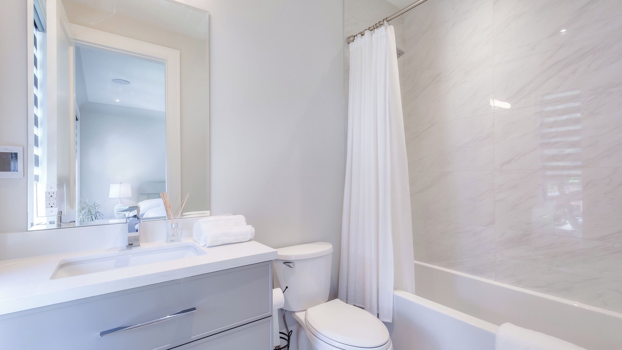 Photo of Bathroom in Etobicoke