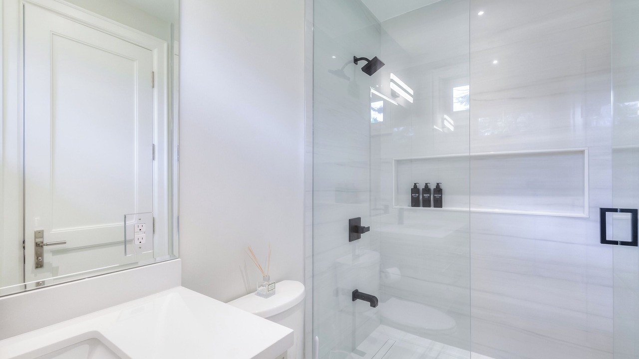 Photo of Bathroom in Etobicoke