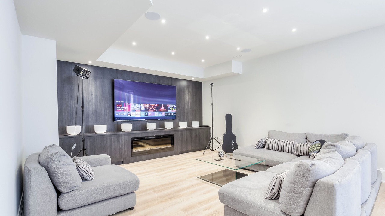 Photo of Livingroom in Etobicoke