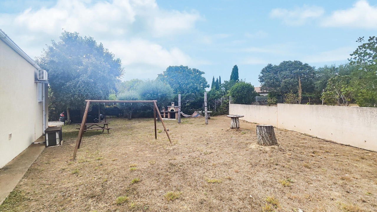 Photo of Others in Creissan