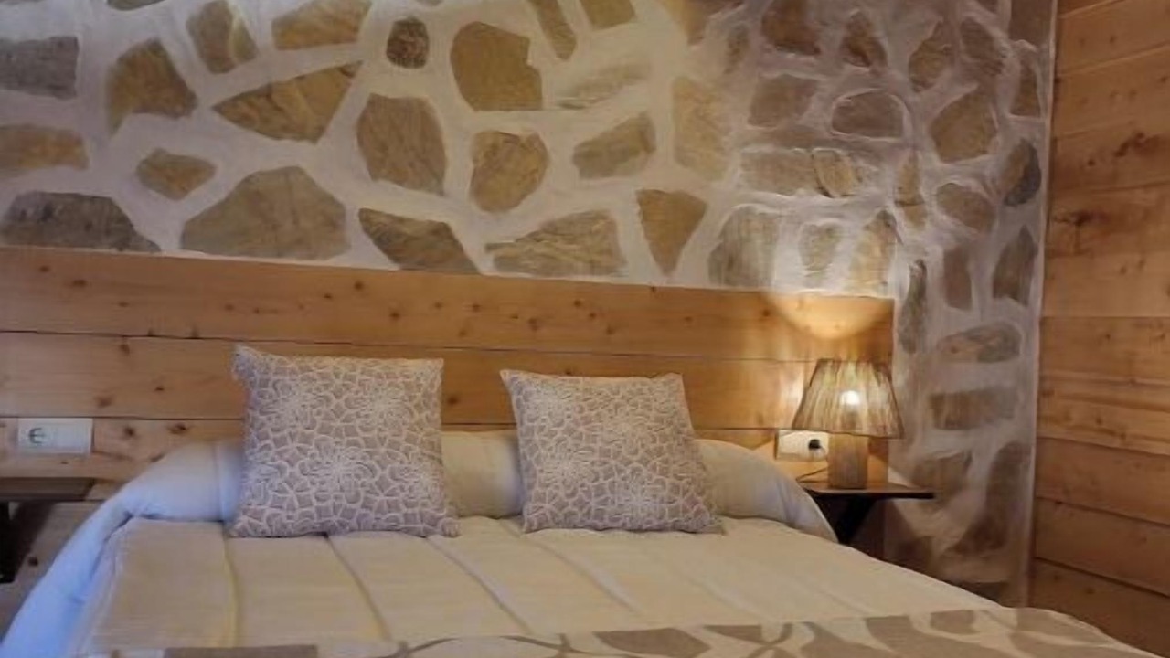 Photo of Bedroom in La Puebla de Montalban