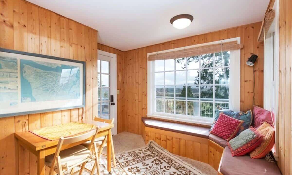 Photo of Livingroom in Sequim
