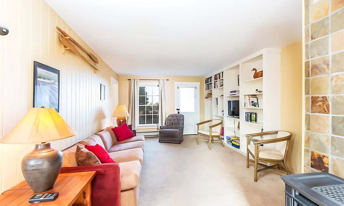 Photo of Livingroom in Sequim