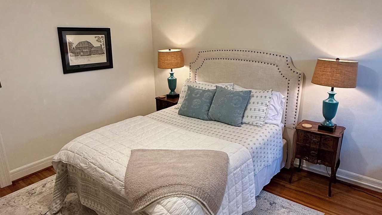 Photo of Bedroom in Tuscaloosa