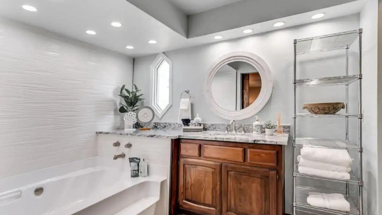 Photo of Bathroom in Shawnee