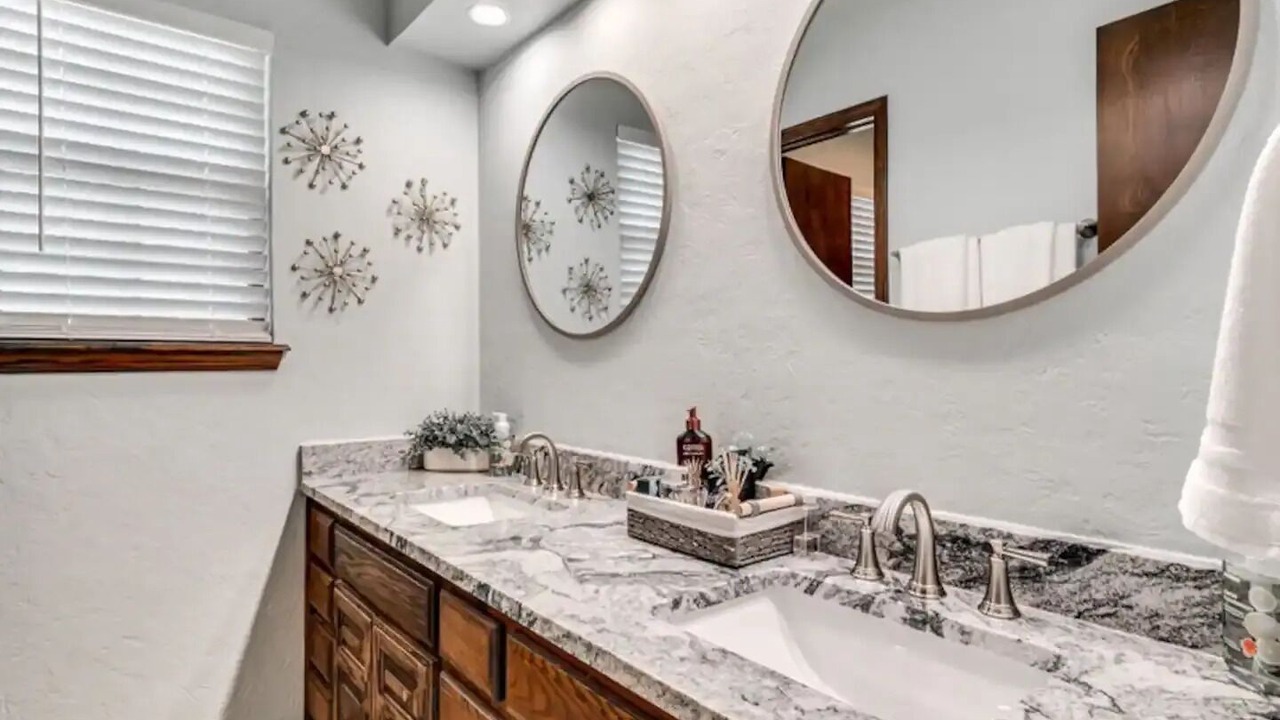 Photo of Bathroom in Shawnee