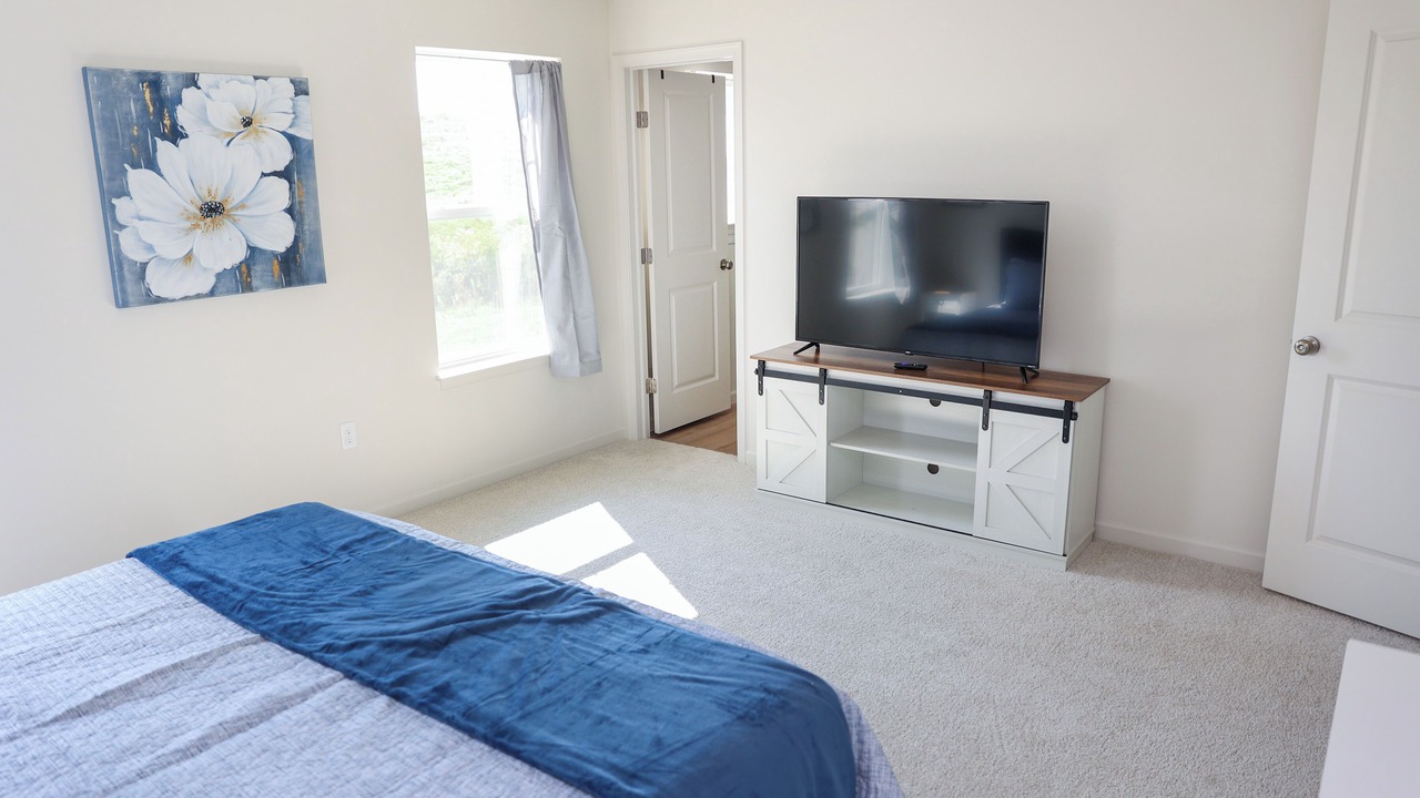 Photo of Bedroom in State College