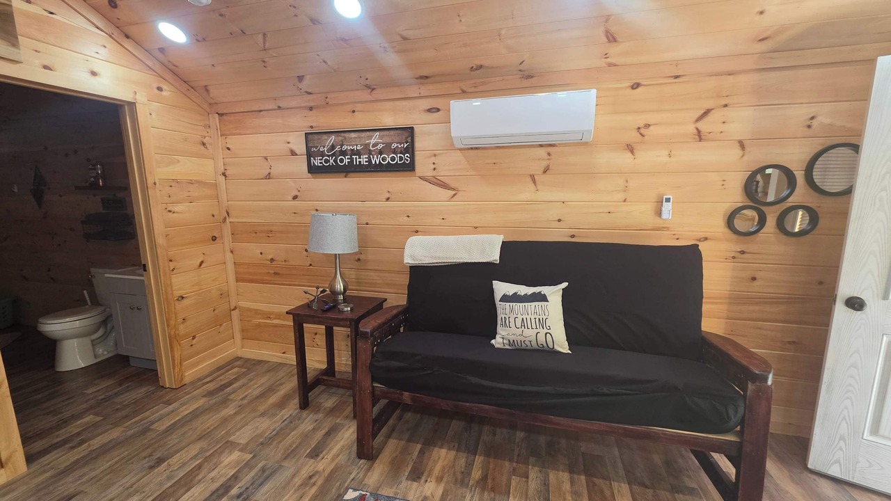 Photo of Livingroom in Betsy Layne