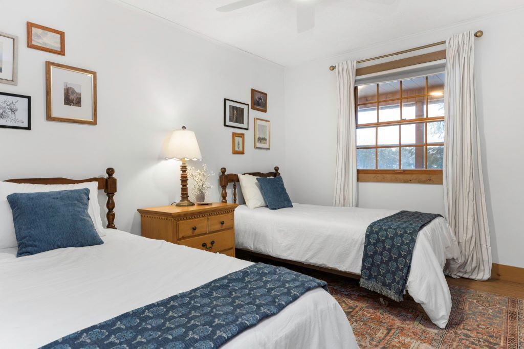 Photo of Bedroom in Muskoka Lakes