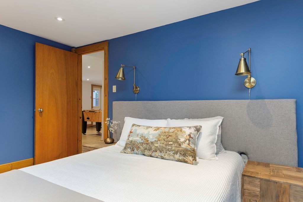 Photo of Bedroom in Muskoka Lakes
