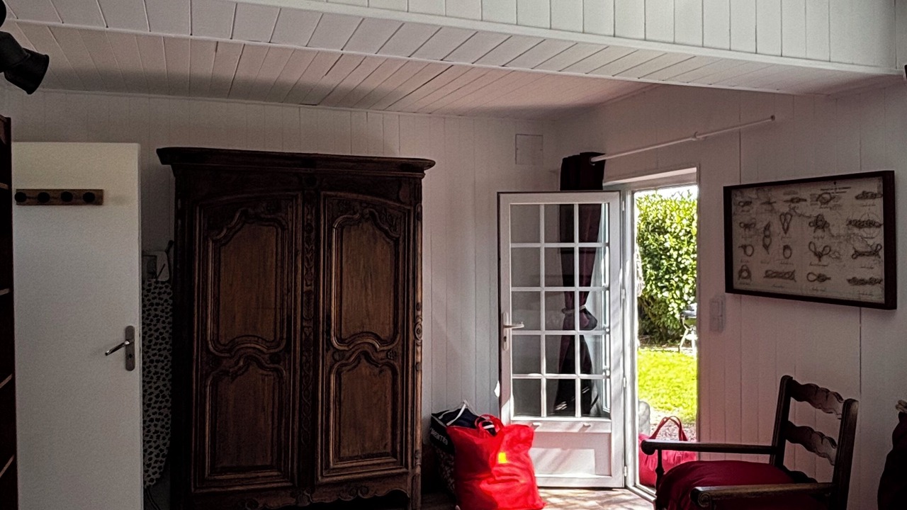 Photo of Bedroom in Sahurs