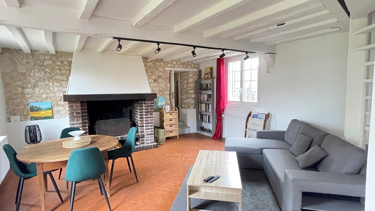 Photo of Livingroom in Sahurs