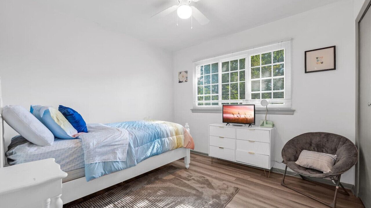 Photo of Bedroom in Oak Cliff