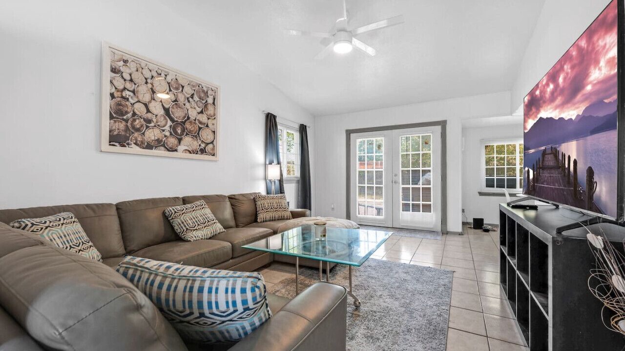 Photo of Livingroom in Oak Cliff