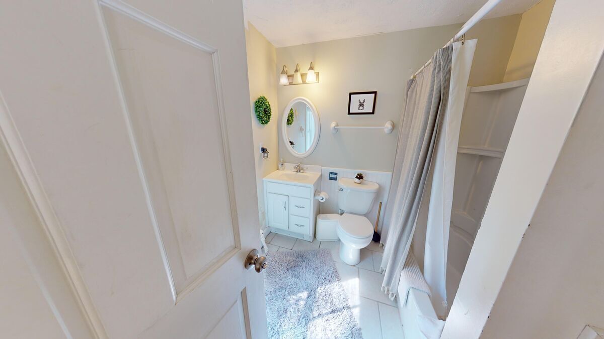 Photo of Bathroom in Bridgewater Corners