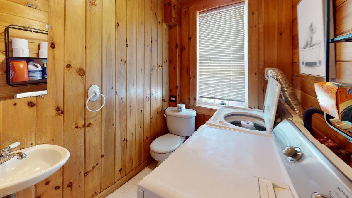 Photo of Bathroom in Bridgewater Corners