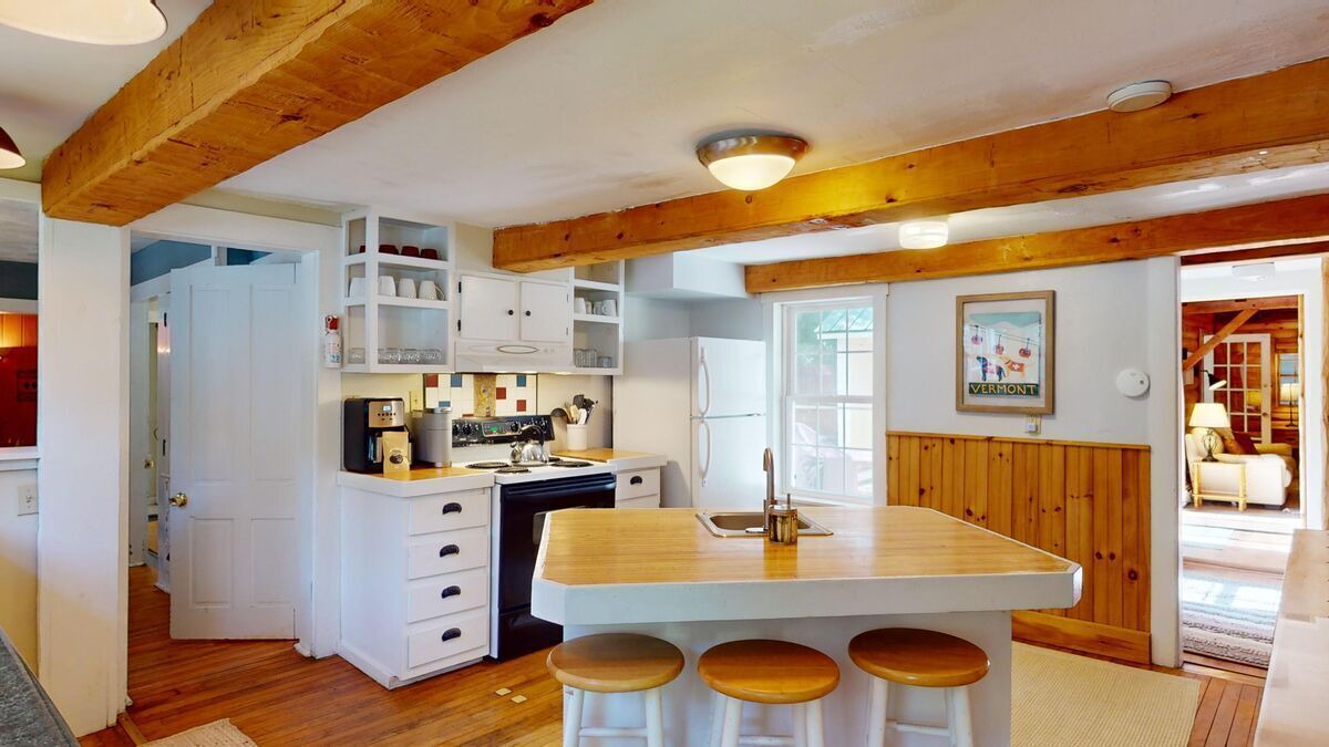 Photo of Kitchen in Bridgewater Corners
