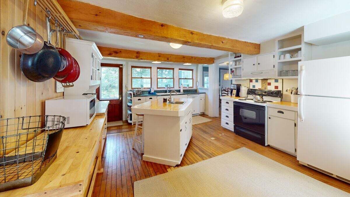 Photo of Kitchen in Bridgewater Corners