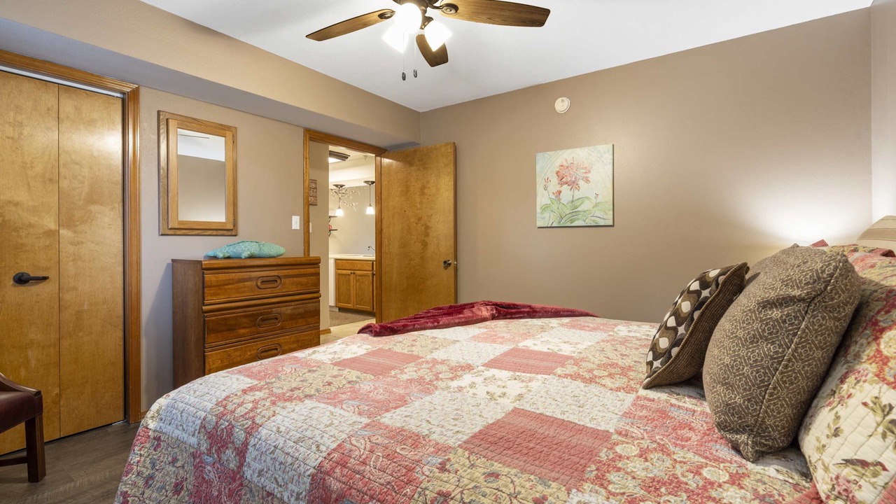 Photo of Others in Notch Estates
