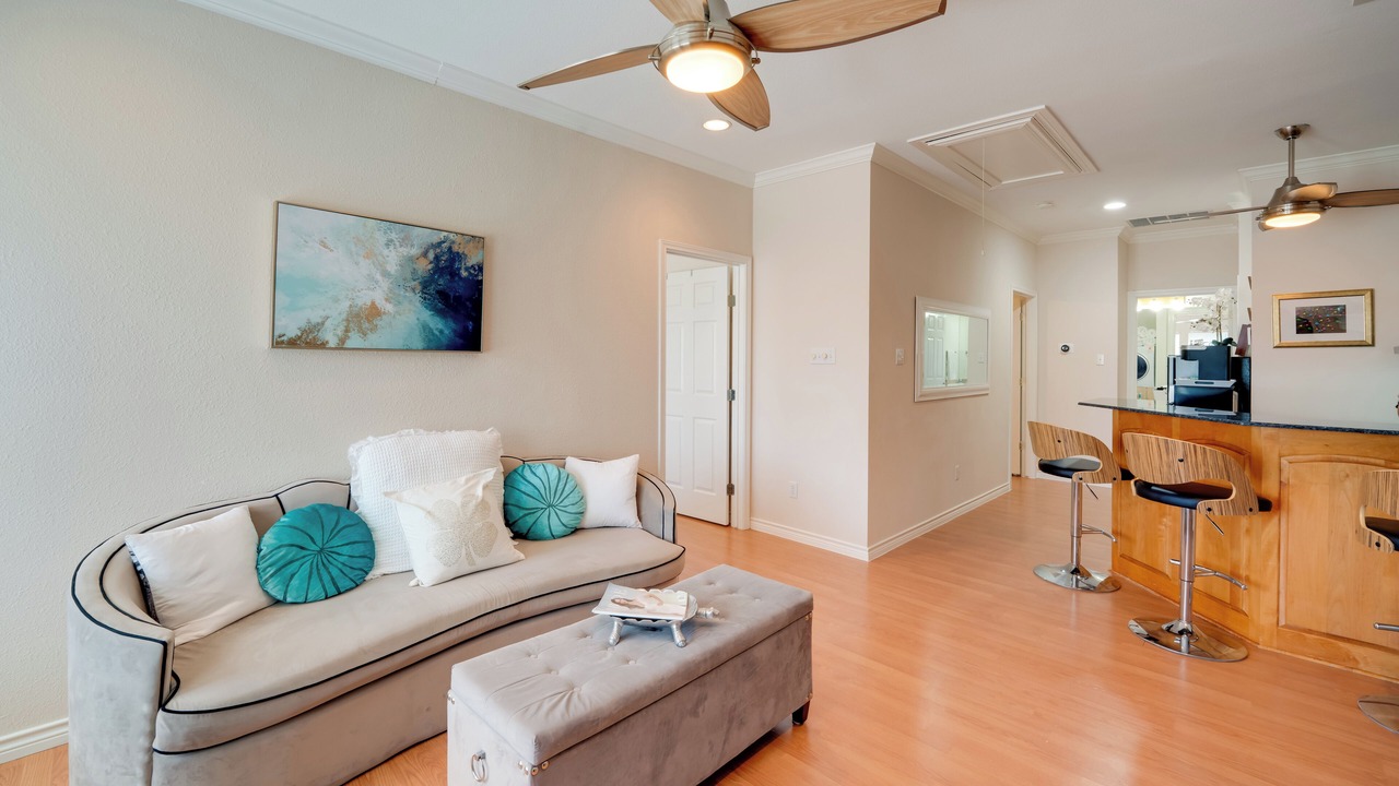 Photo of Livingroom in Cedar Hill
