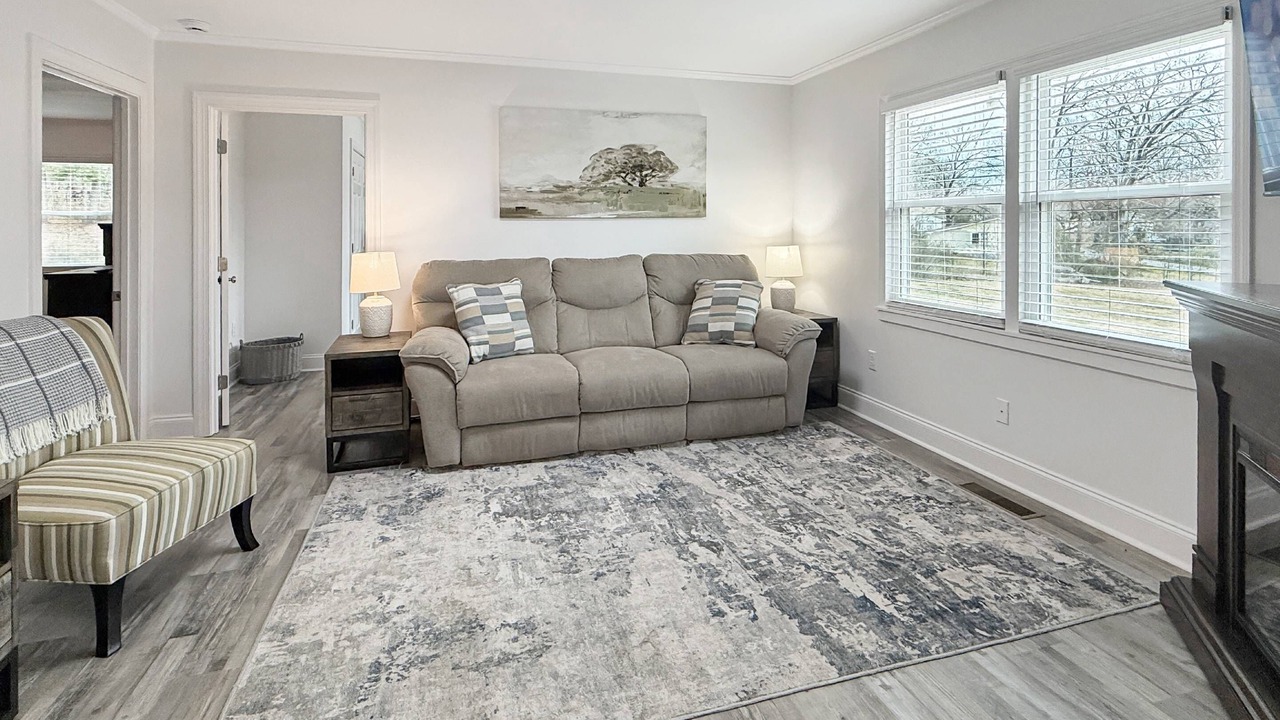 Photo of Livingroom in Lookout Valley Neighborhood Association