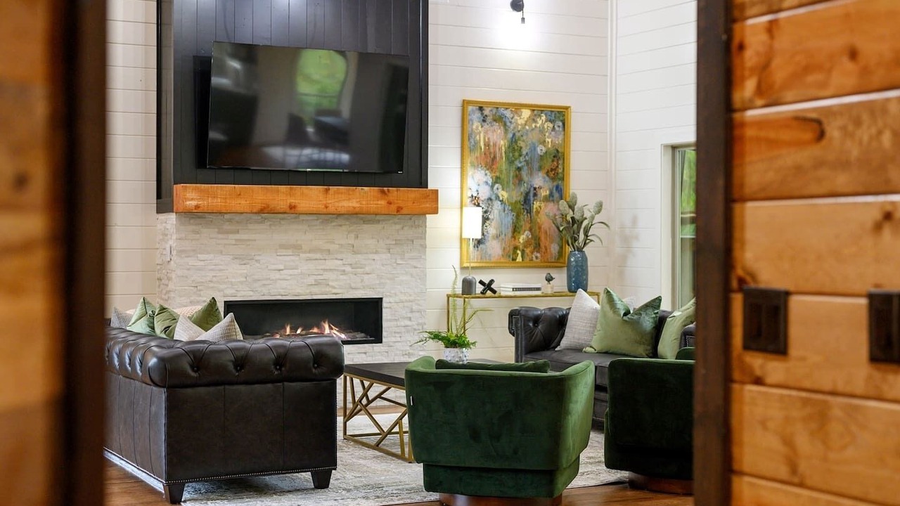 Photo of Livingroom in Broken Bow